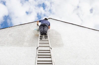 Peinture extérieure à Commes — façades et ravalement